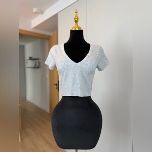 Solid V-Neck Ribbed Cropped T-Shirt